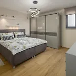 Apartment Nona Porec
